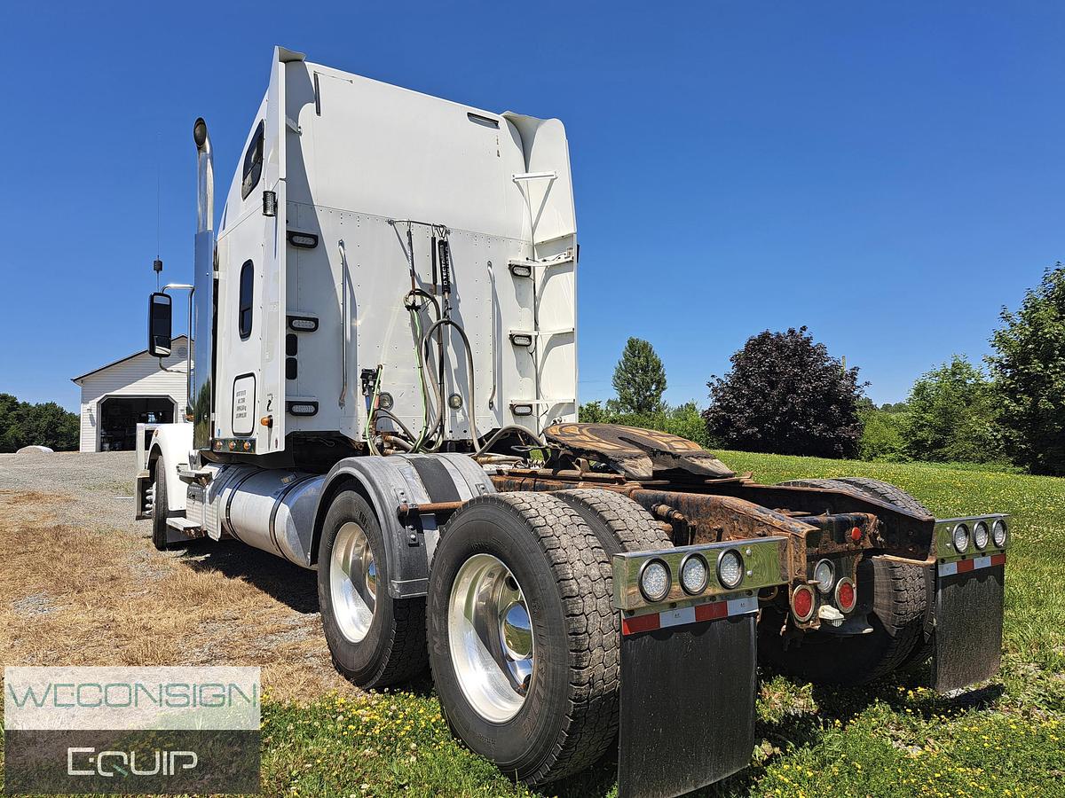 Used 2020 Freightliner Coronado Sleeper Truck Tractor