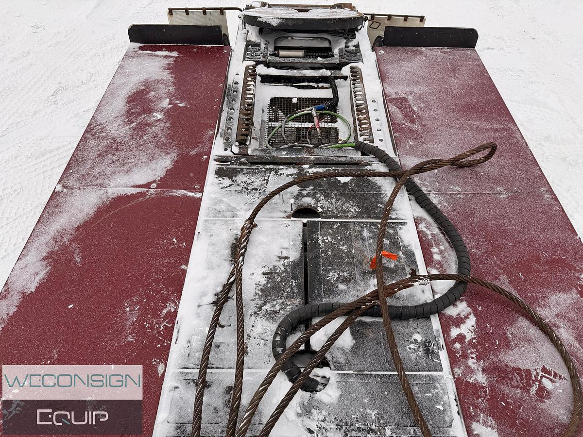 Used 2016 Peterbilt 367 Tri Drive Winch Truck