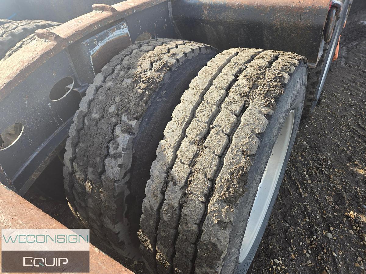 Used 2020 Peerless 16 Wheel Hydraulic Neck Lowboy