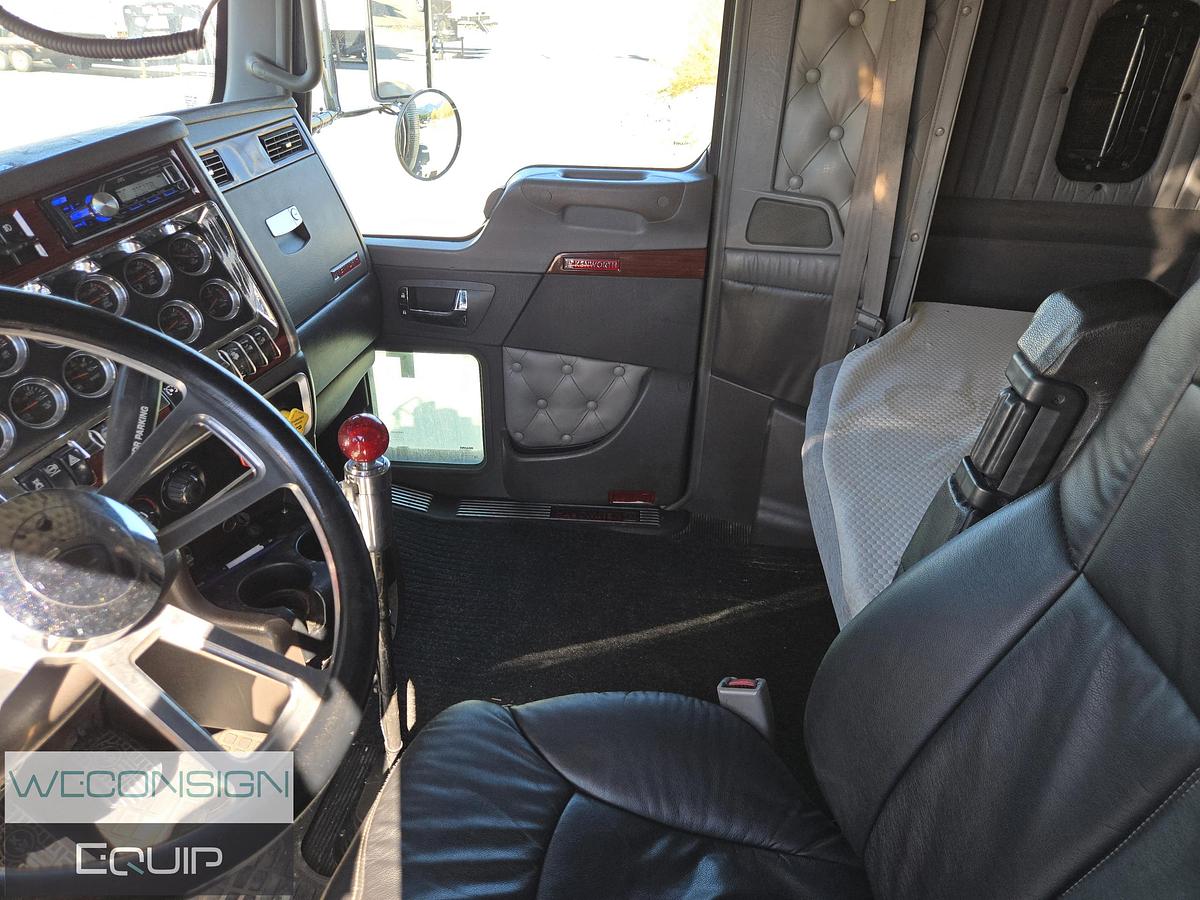 Used 2007 Kenworth T800 TA Lowbed Truck/ Tractor