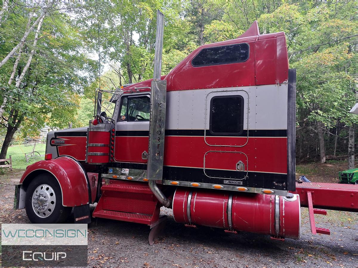Used 2006 Kenworth W900L Sleeper Tractor