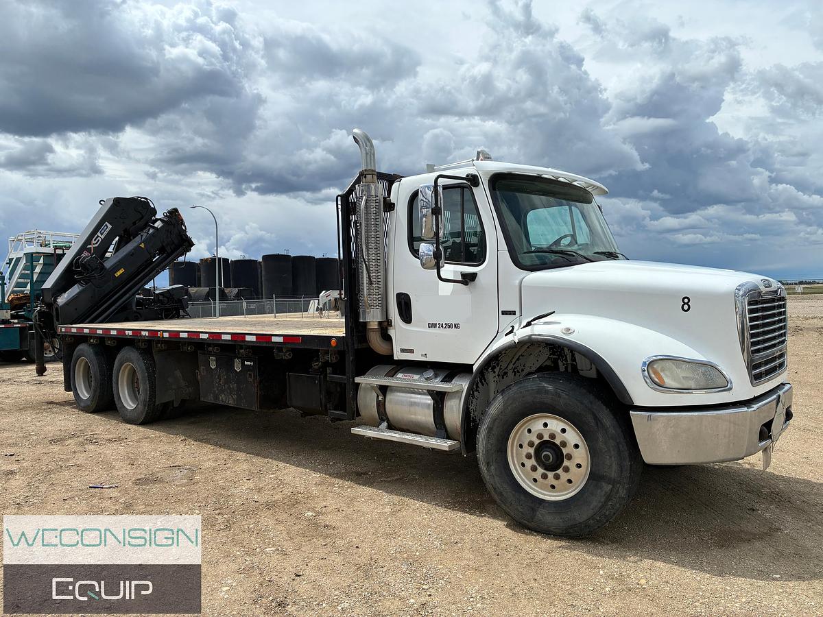 Used 2007 Freightliner M2 Picker Truck