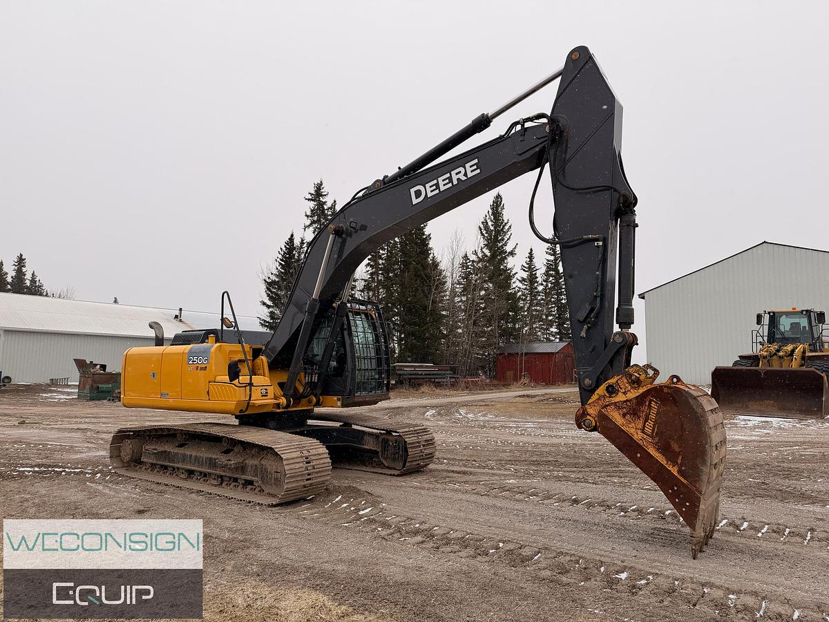 Used 2017 John Deere 250G LC Excavator
