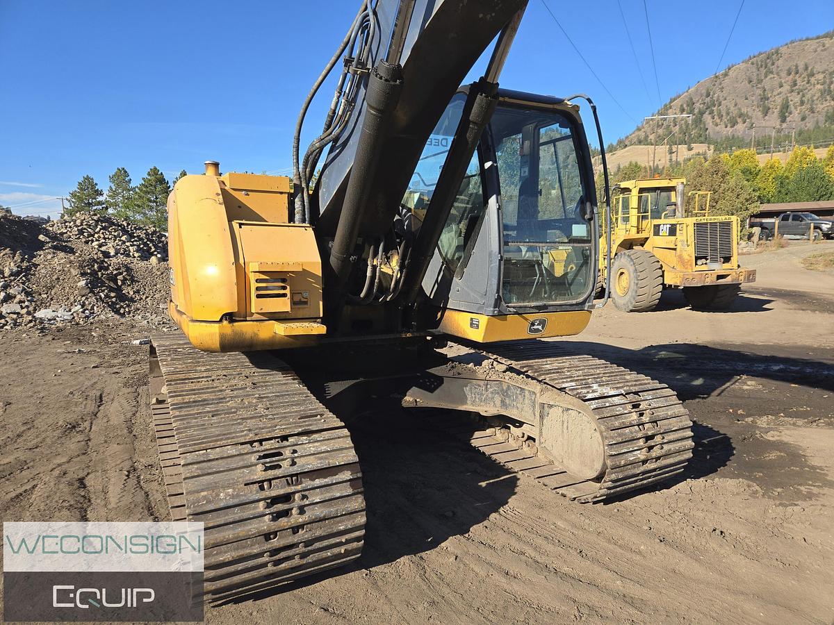 Used 2011 John Deere 225D LC