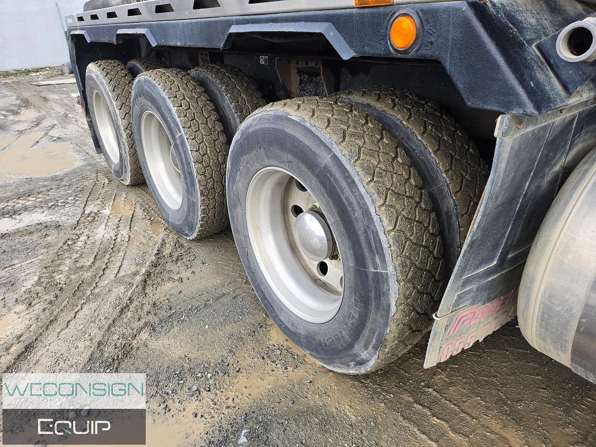 Used 2020 Peterbilt 567 Tri Drive Hydro Excavator