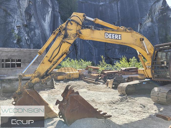 Used 2001 John Deere 200LC Excavator