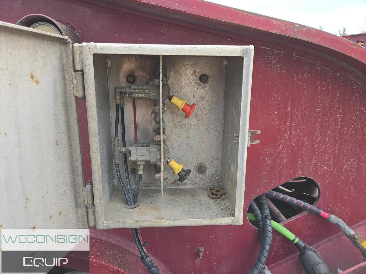 Used 2012 Pacesetter 70T 8 Axle Lowbed/ Lowboy Combination