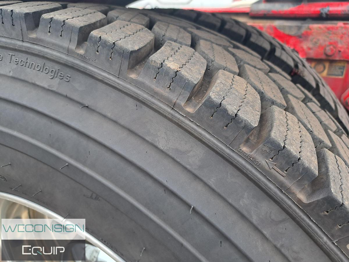 Used 2021 Peterbilt 389 Long Nose