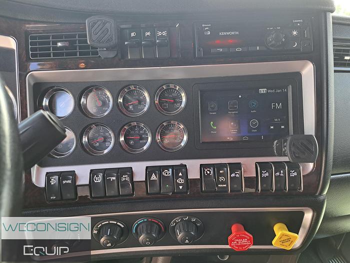 Used 2020 Kenworth W900L HWY Truck Tractor