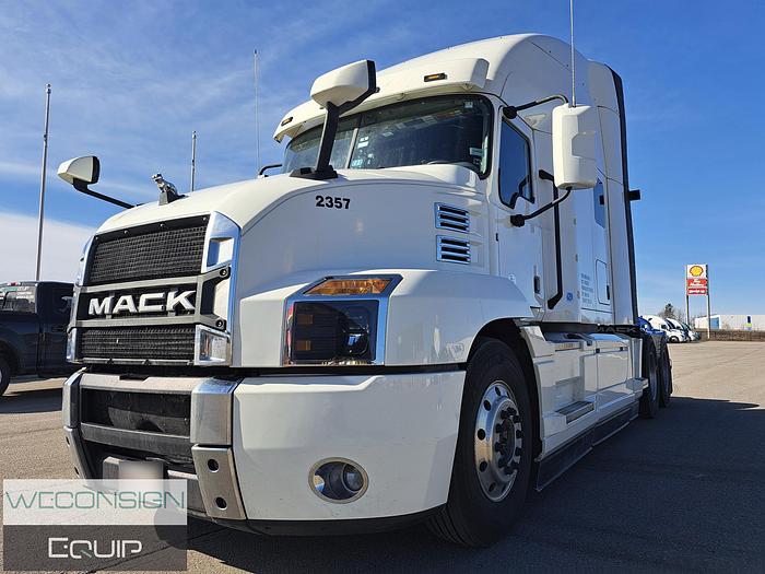 Used 2024 Mack  Anthem Hwy Tractor