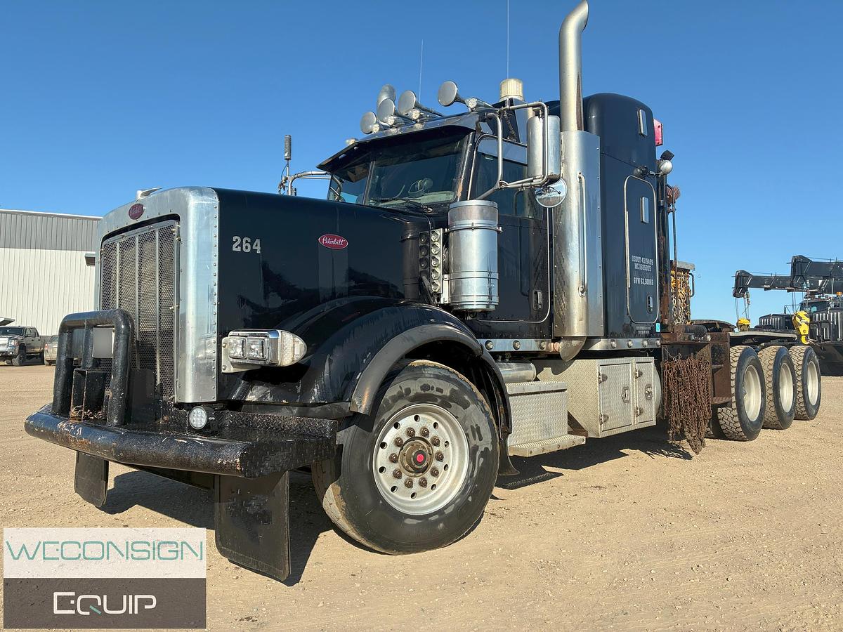 Used 2016 Peterbilt 367 Winch Truck