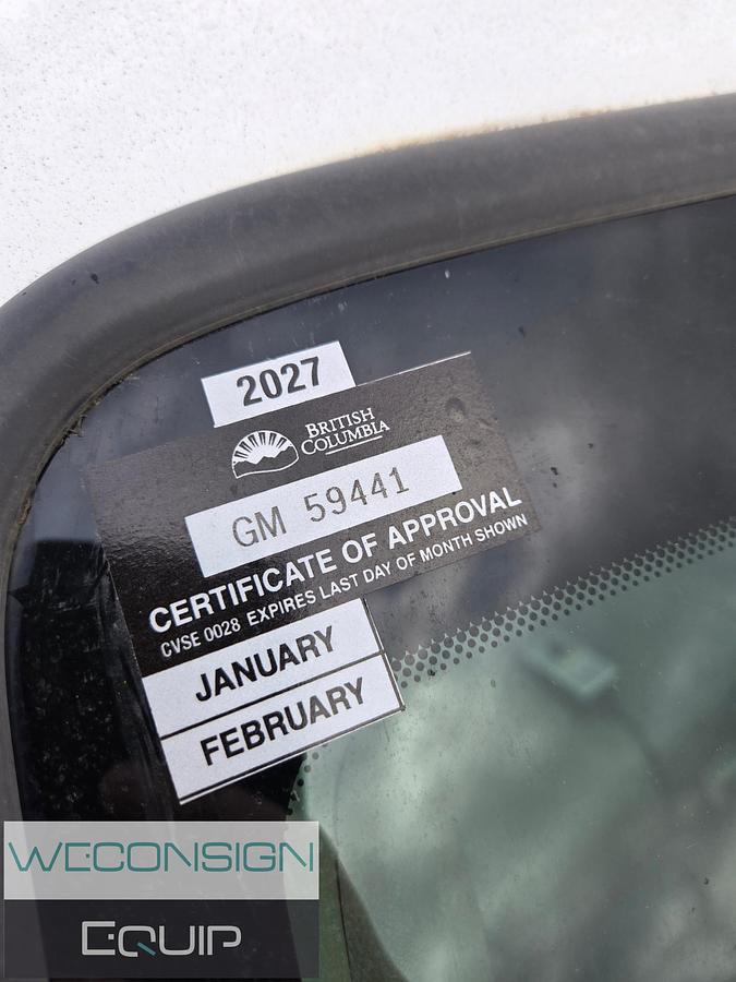 Used 2006 Ford F450 XL Flat Deck Knuckle Boom Truck