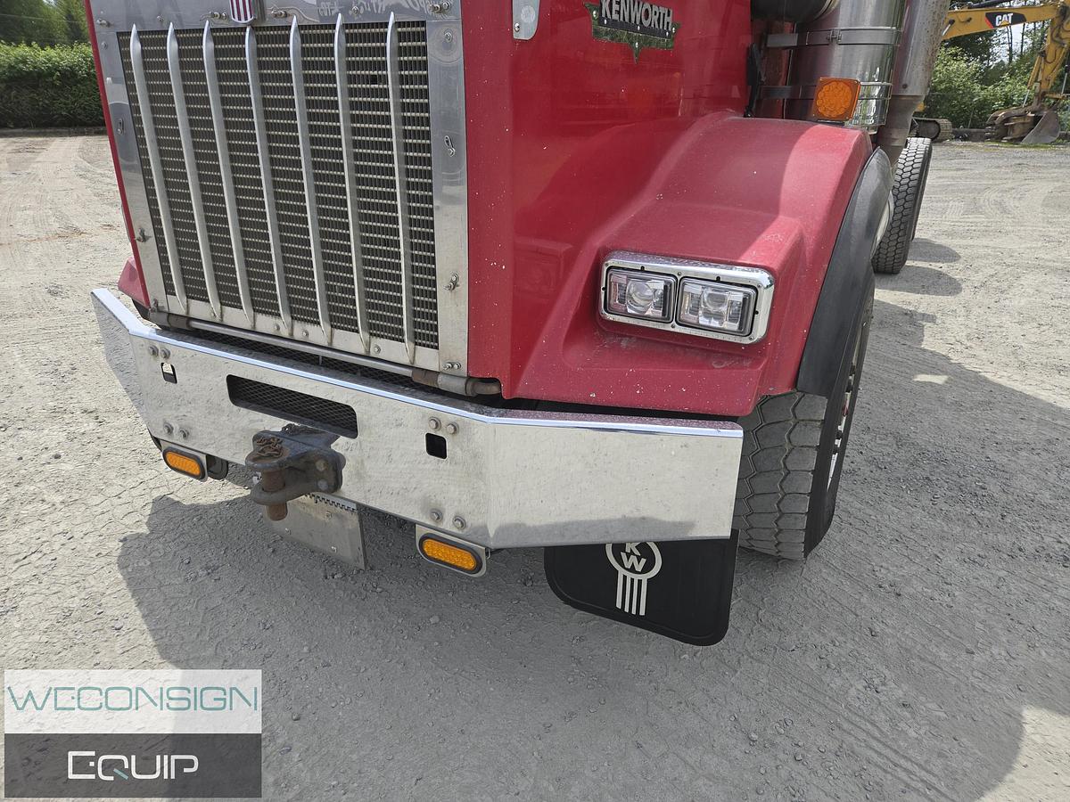 Used 2001 Kenworth T800 TA Lowbed Truck