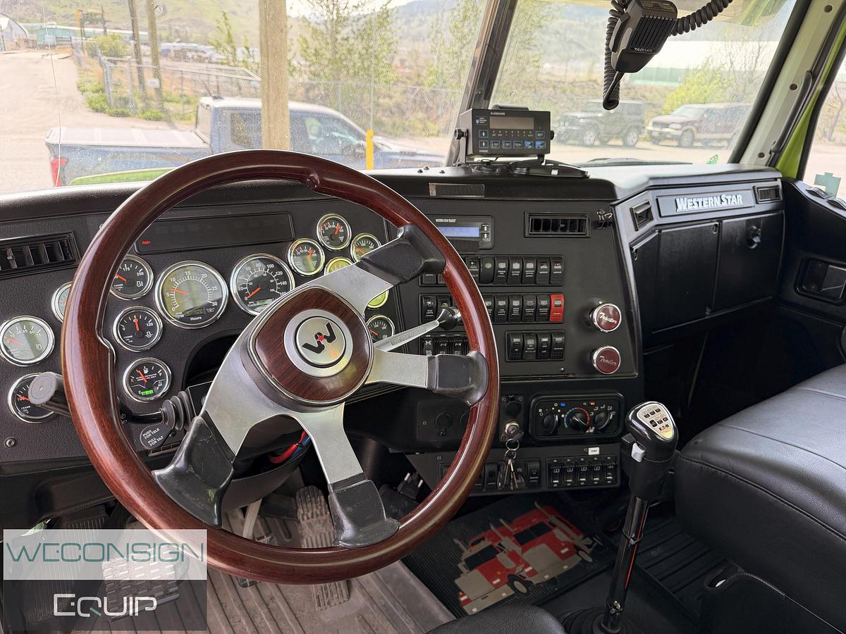 Used 2019 Western Star 4900SA Tri Drive Logging Truck