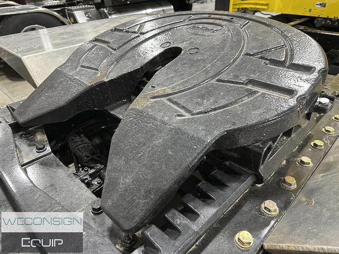 Used 2019 Kenworth W900L Sleeper Tandem Yellow