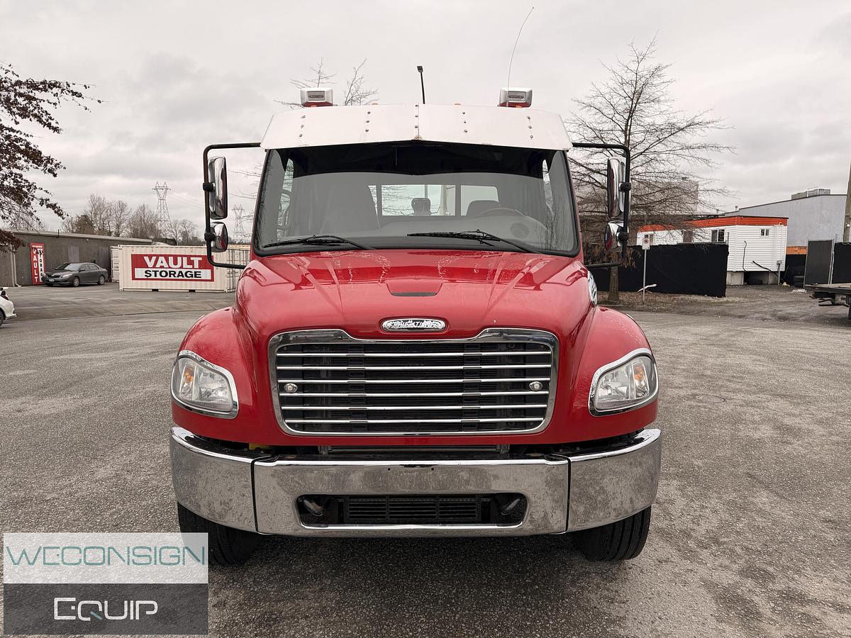 Used 2014 Freightliner M2106 Tow Truck/ Wrecker Truck