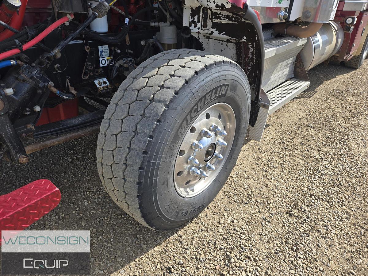 Used 2011 Kenworth T800 Tri Drive Texas Bed Truck