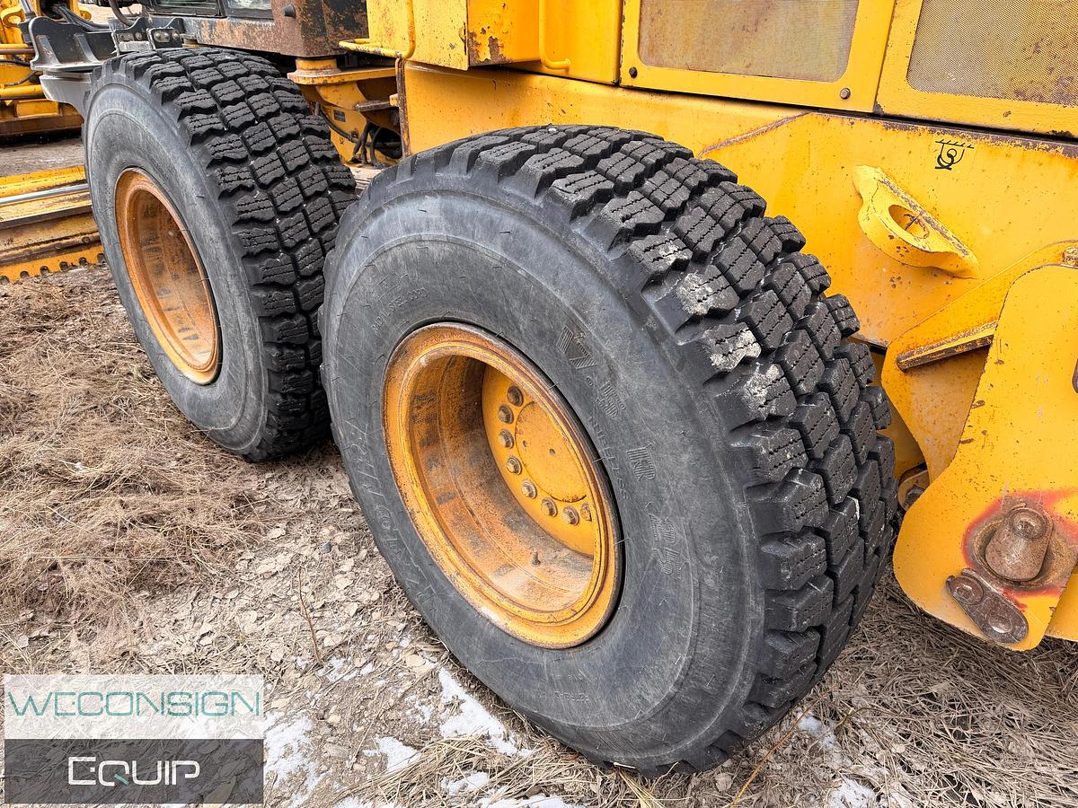 Used 2006 John Deere 872 Grader