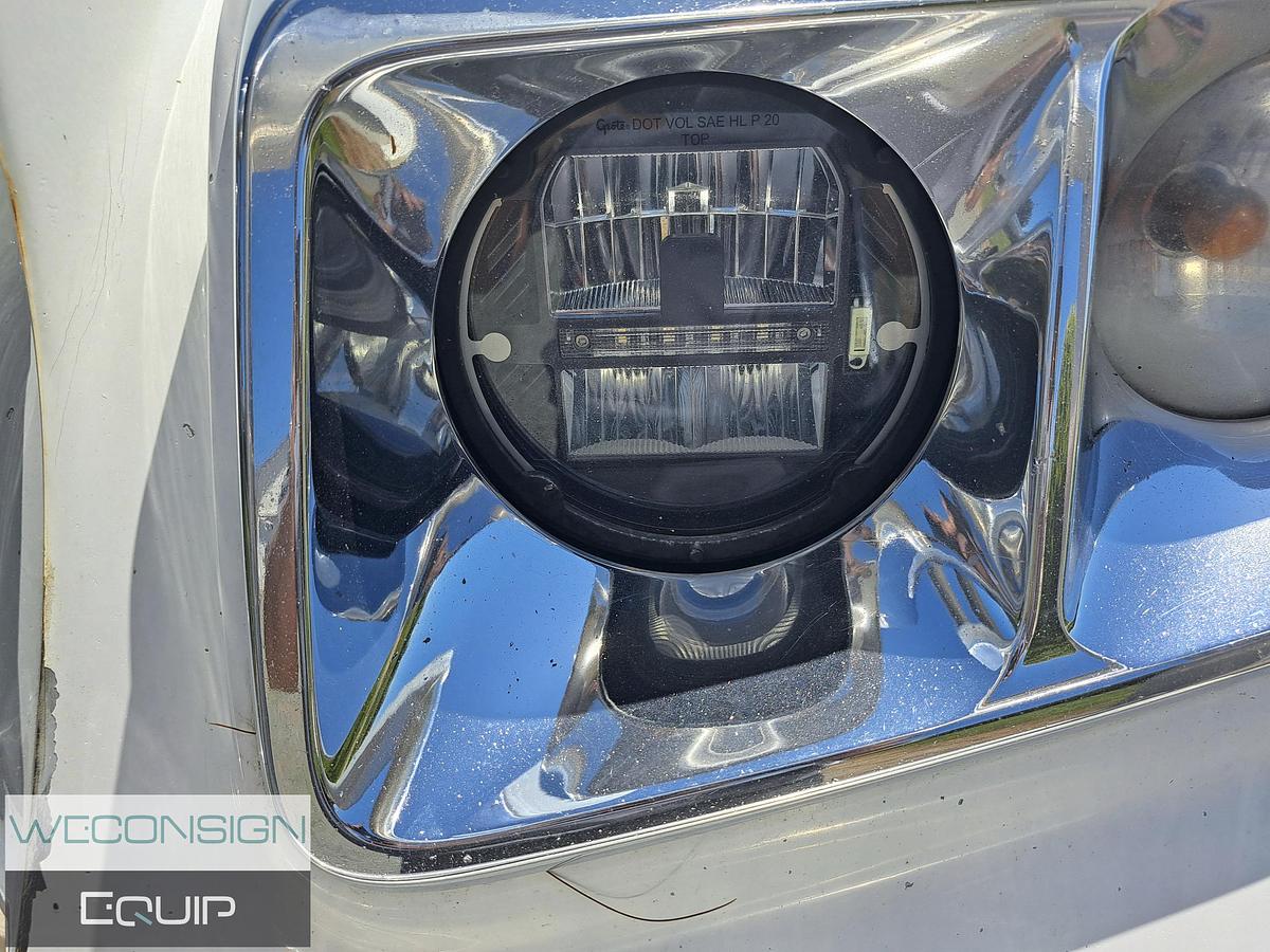 Used 2020 Freightliner Coronado Sleeper Truck Tractor