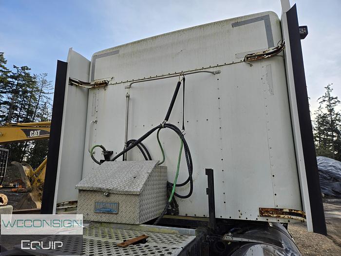 Used 2011 Kenworth W900L