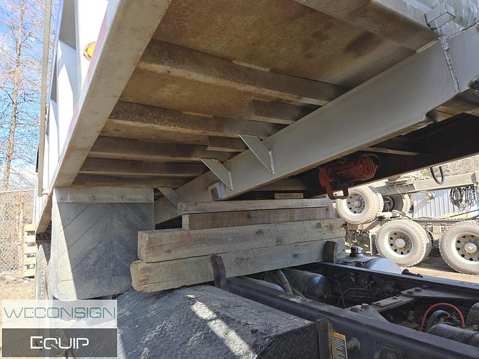 Used 2006 Kenworth TA Dump Truck