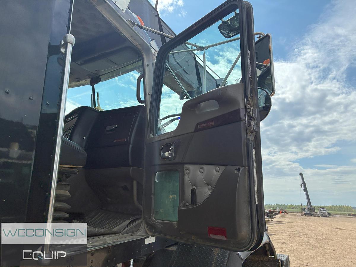 Used 2011 Kenworth C500 45 Ton Picker Truck