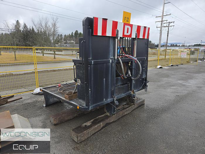 Used Winch Decking w/ Tulsa Winch