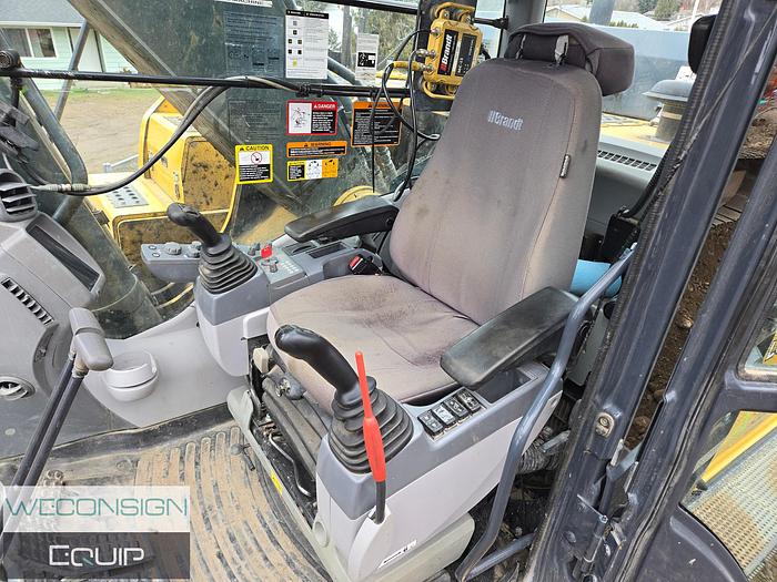 Used 2019 John Deere 300G Excavator