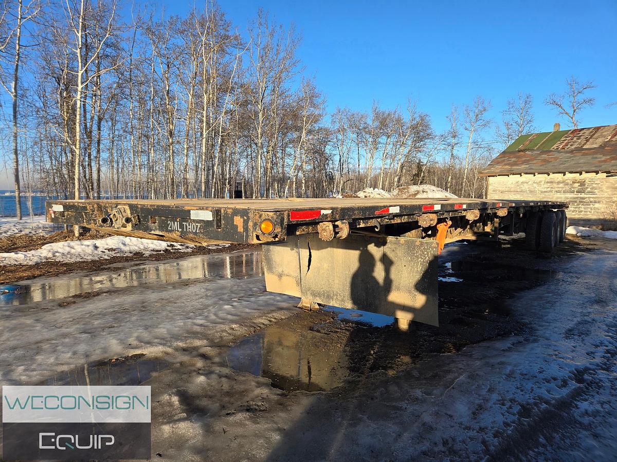 Used 2006 Manac 53' Flat Bed Trailer