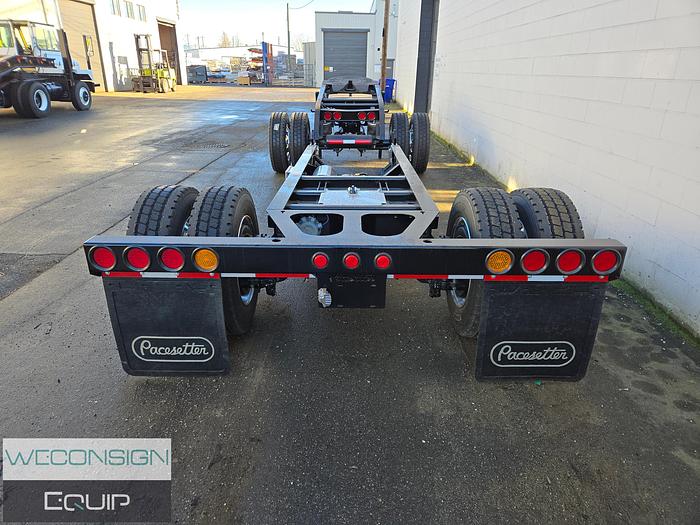 2025 Pacesetter Single Axle 3.78M Fish Mouth Booster