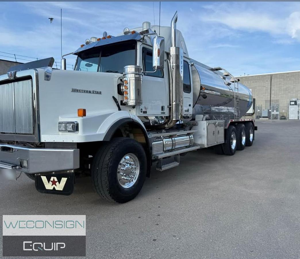 Used 2020 Western Star 4900