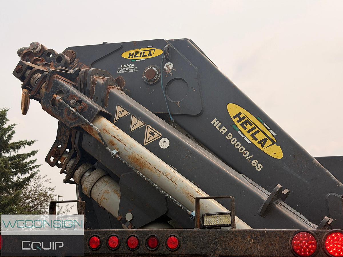 Used 2007 Freightliner FLD120SD 35 Ton Knuckle Boom Truck