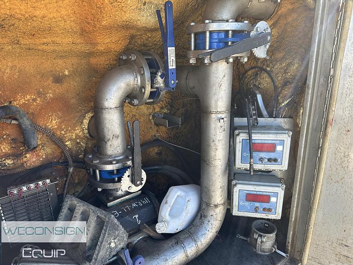 Used 2012 Kenworth T800 Tri-Drive TC407 Tank Truck - #02042