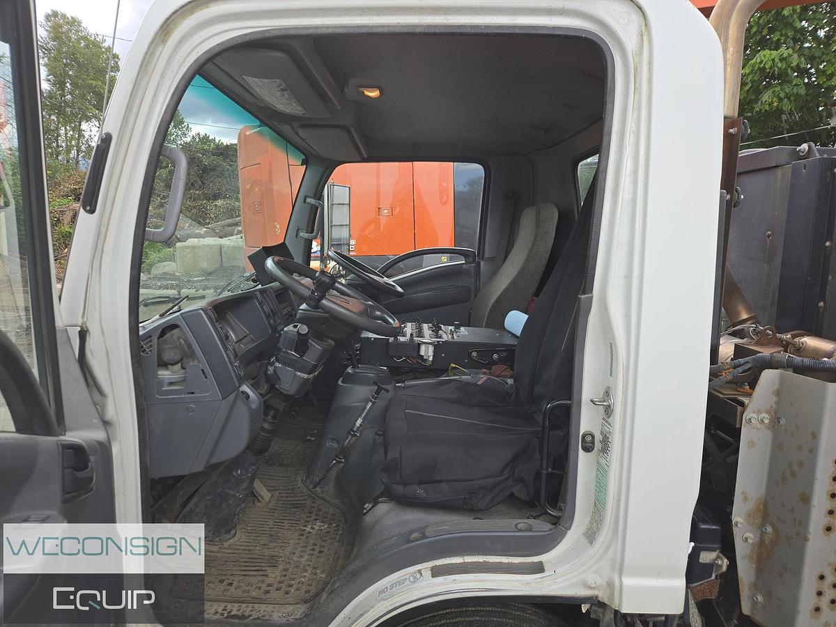 Used 2012 Isuzu NQR Single Axle Sweeper Truck