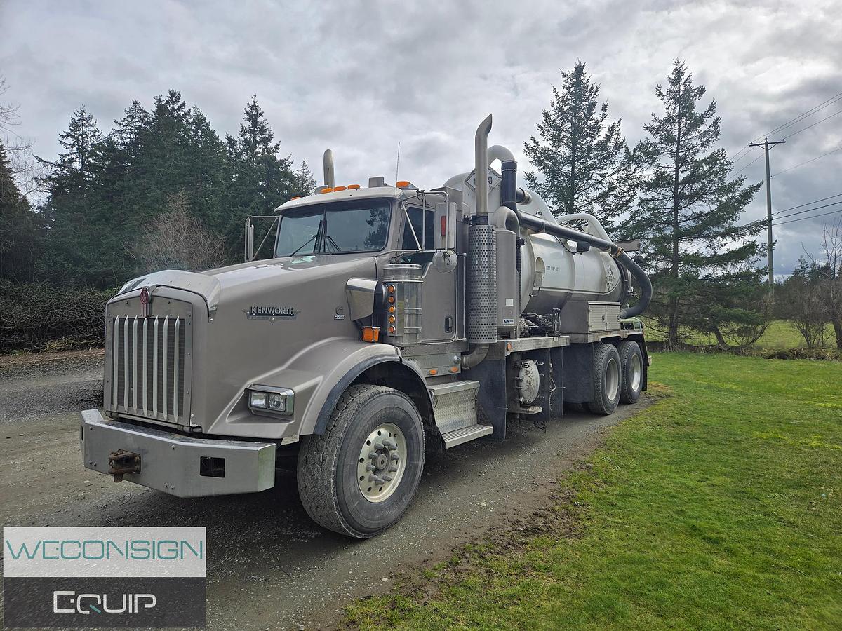 Used 2007 Kenworth T800 Tandem Septic Truck