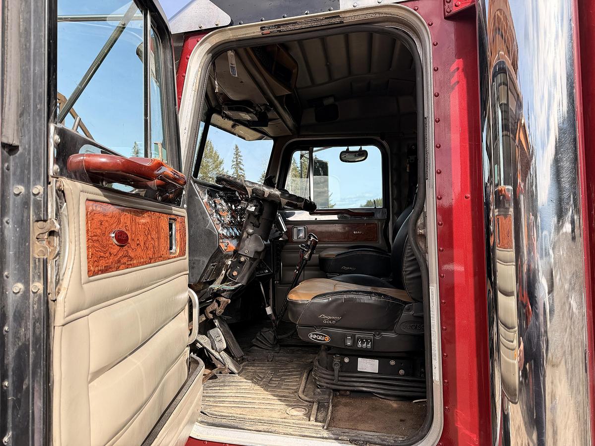 Used 1998 Peterbilt 379 Heavy Haul Truck