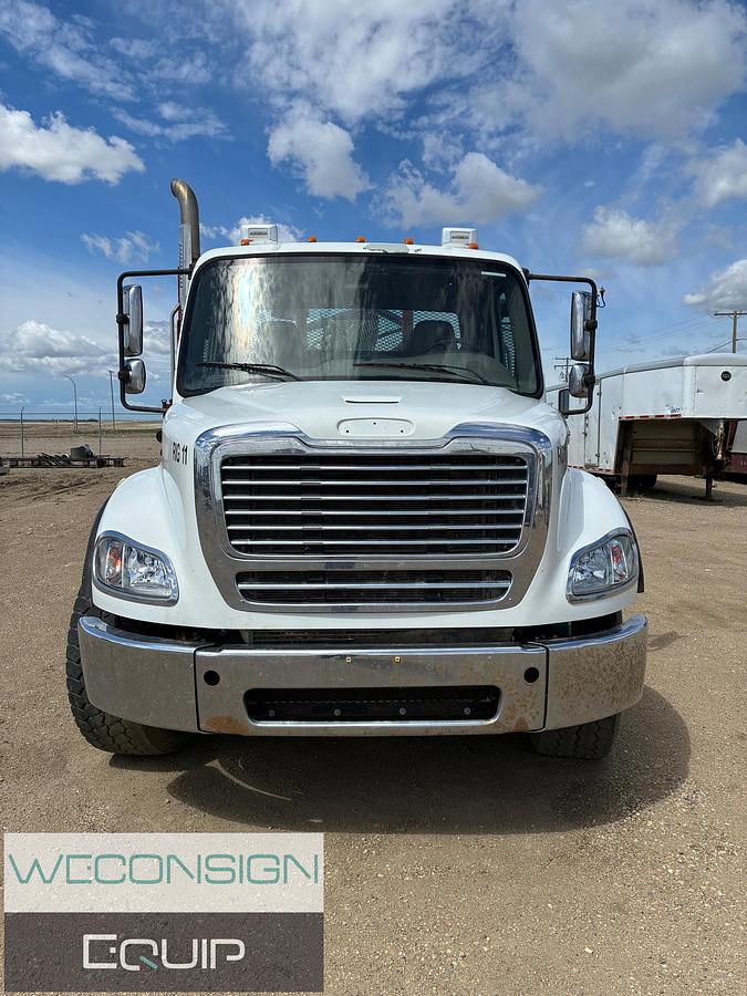 Used 2008 Freightliner M2 Picker Truck