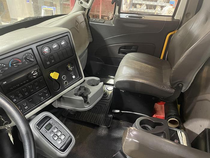 Used 2016 International 7400 Bed/Deck Truck