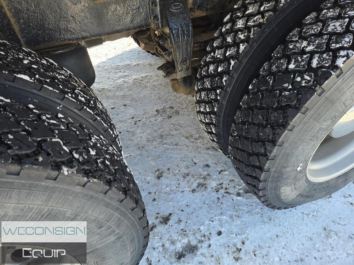 Used 2014 Peterbilt 367 Tan Tri 30 Ton Knuckle Boom Truck