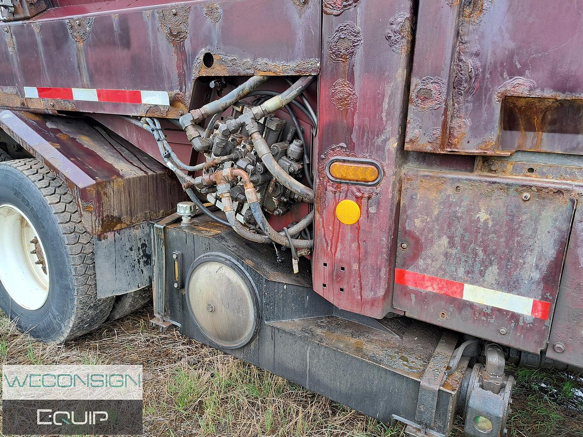 Used 2014 Freightliner M2 106 Sideload Refuse Unit