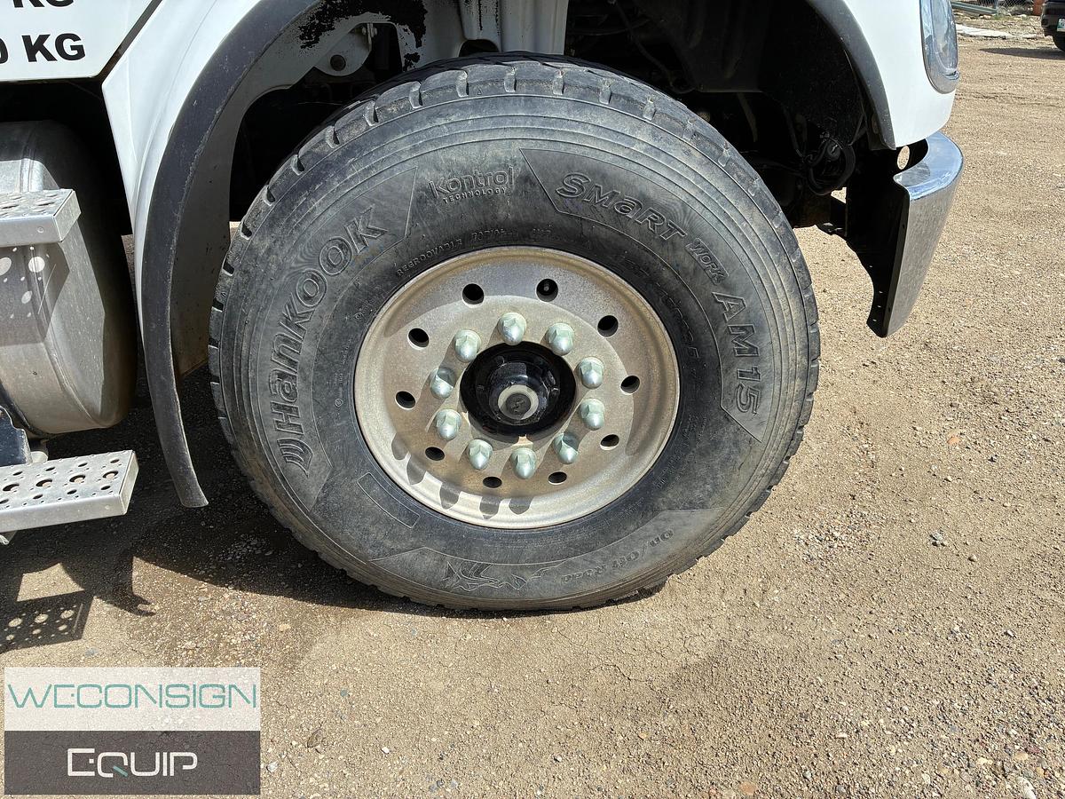 Used 2008 Freightliner M2 Picker Truck