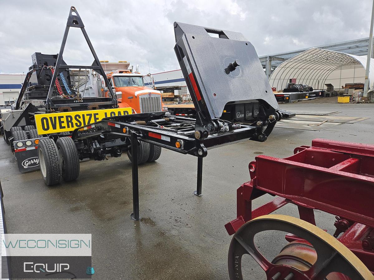 Used 2005 K-Line 60 Ton Lowbed Trailer and Jump Jeep