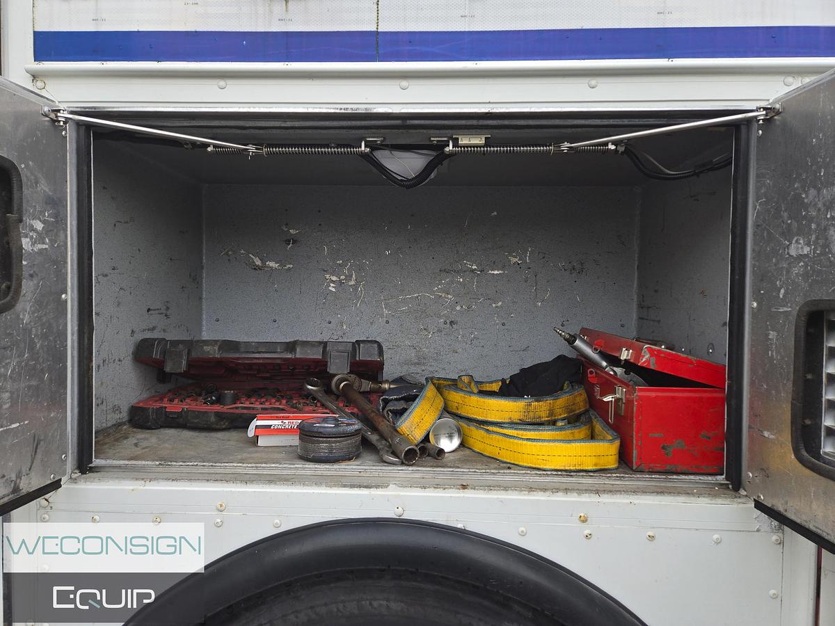 Used 2009 International 4400SBA