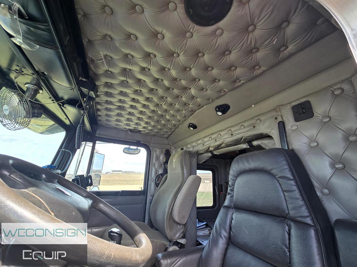 Used 2006 Kenworth C500B 35 Ton Boom Picker Truck