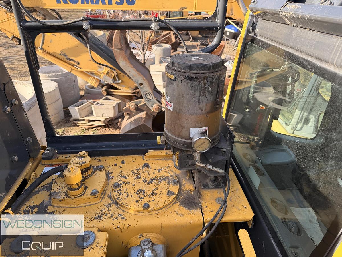 Used 2018 Komatsu PC490LCI-11