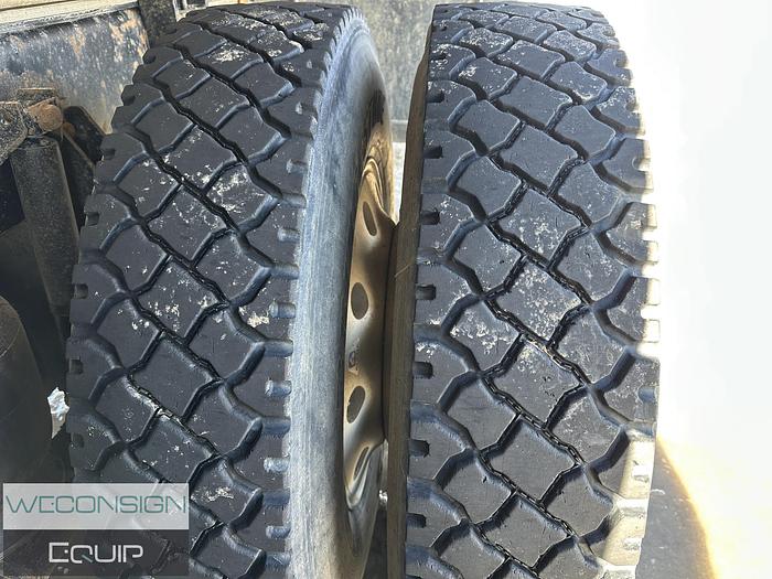 Used 2012 Kenworth T800 Tri-Drive TC407 Tank Truck - #02042