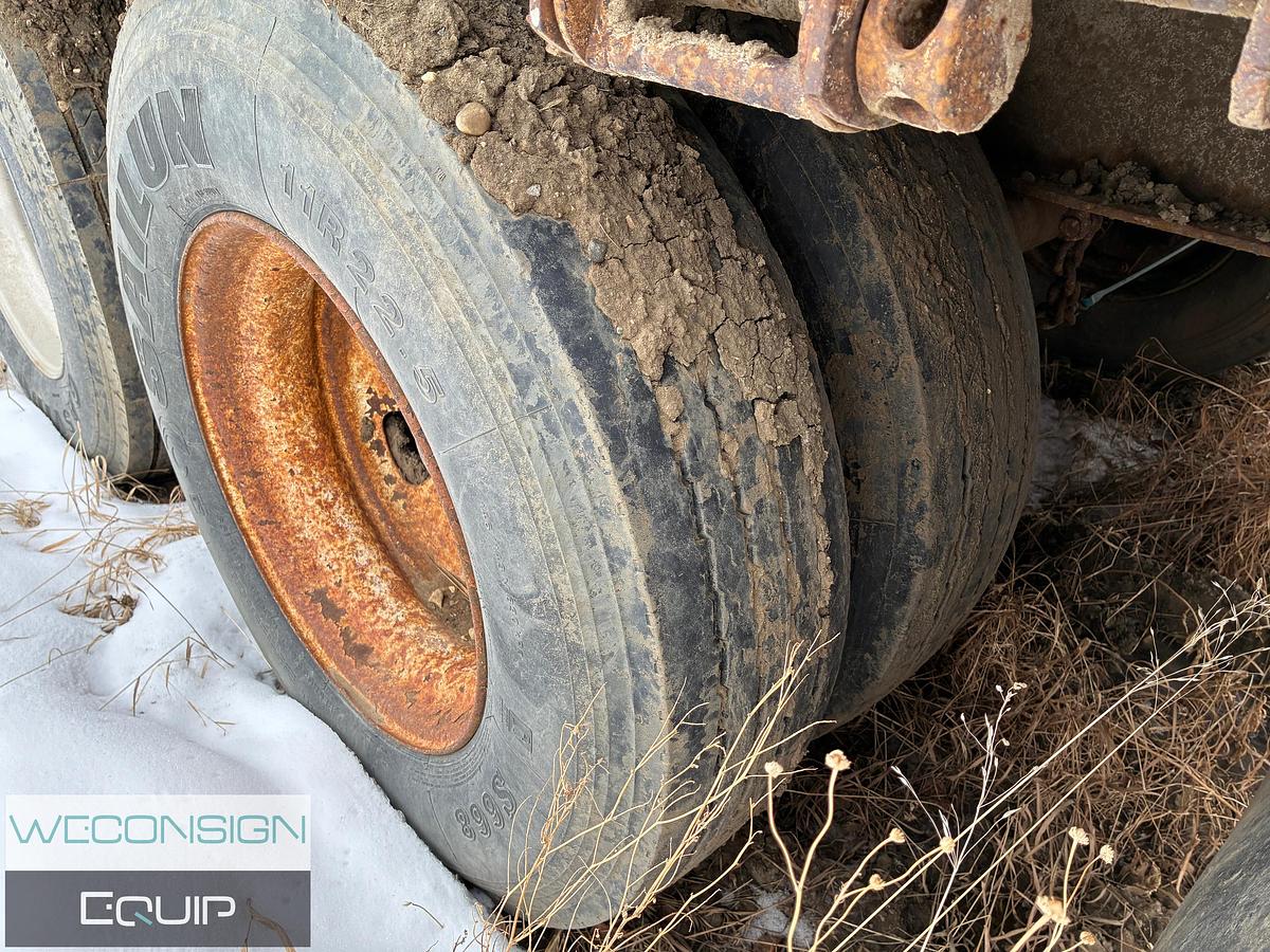 Used 2004 Doepker Super B Flat Deck 32x28