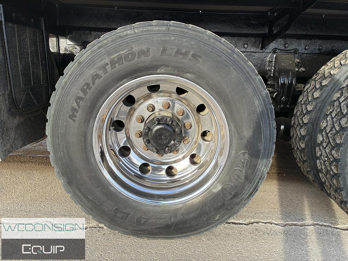 Used 2015 Peterbilt 367