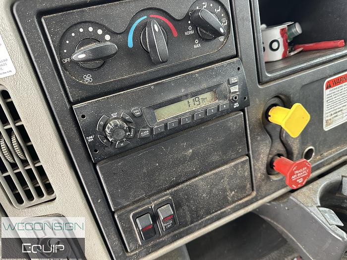 Used 2010 International 4400