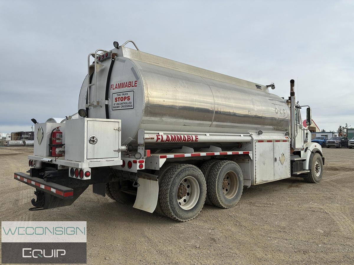 Used 2011 Freightliner Coronado SD Fuel and Lube Truck
